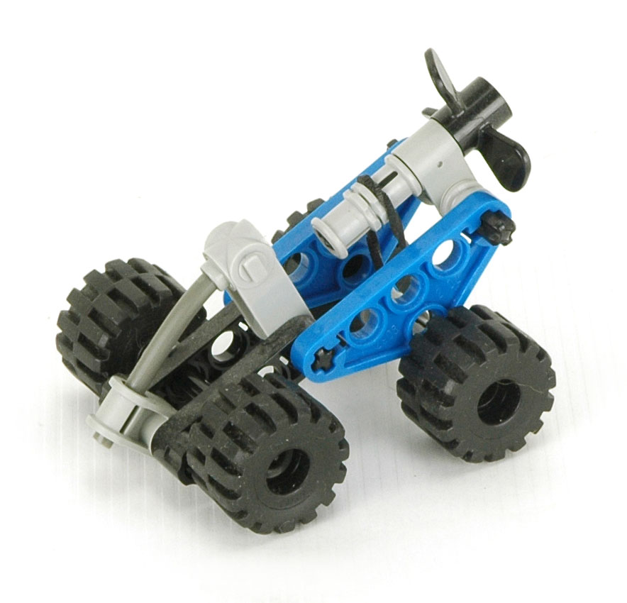 Обзор LEGO 1258/3001 Propeller Buggy