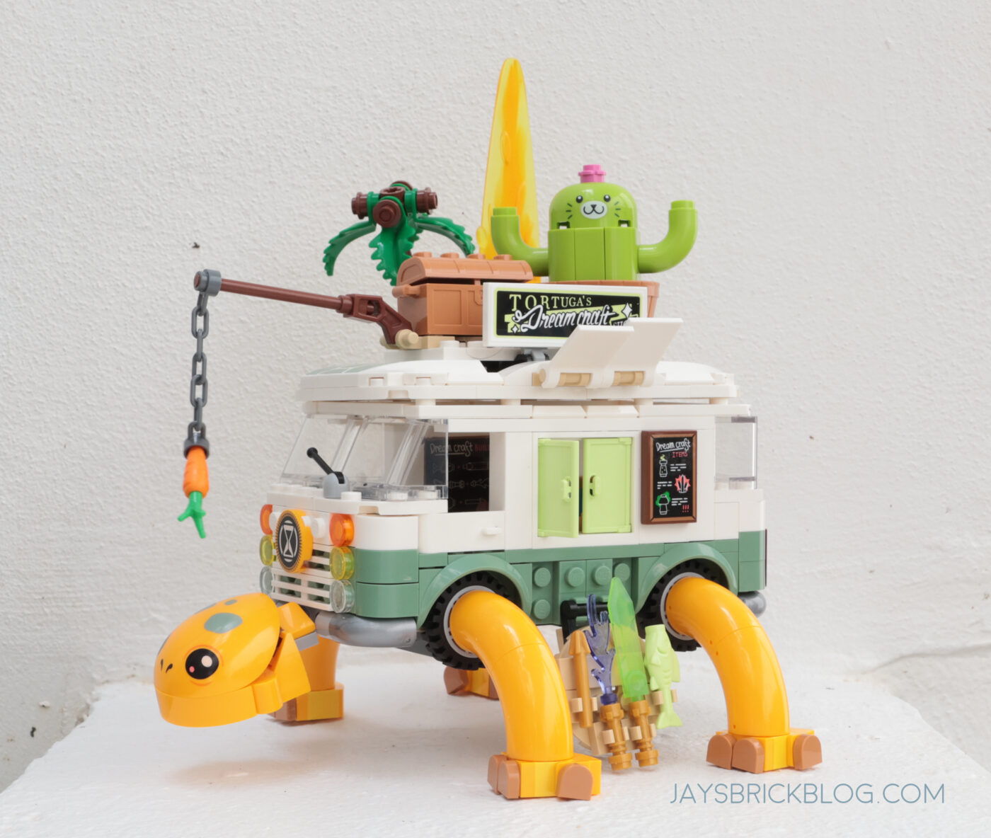 Review: LEGO 71456 Mrs. Castillo’s Turtle Van55