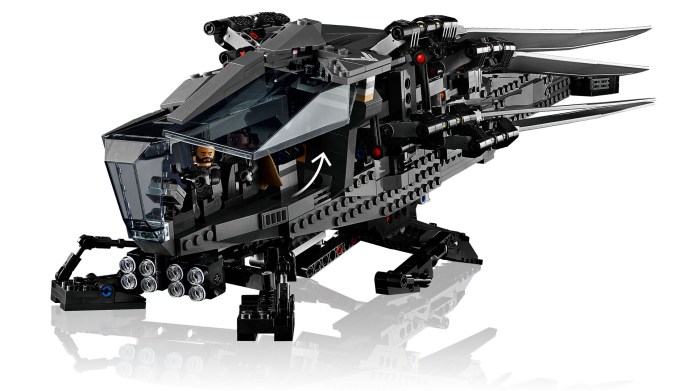 Atreides Royal Ornithopter pela LEGO14