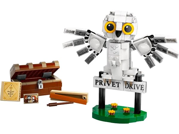 Hedwigs Flies Into LEGO with New Harry Potter 4 Privet Drive Set2