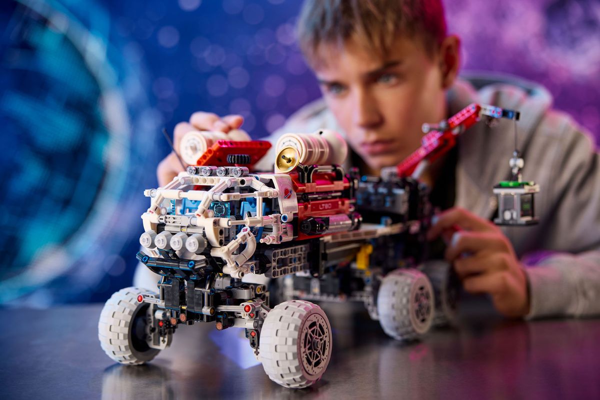 LEGO Technic 2024 sets embraces space exploration like never before27