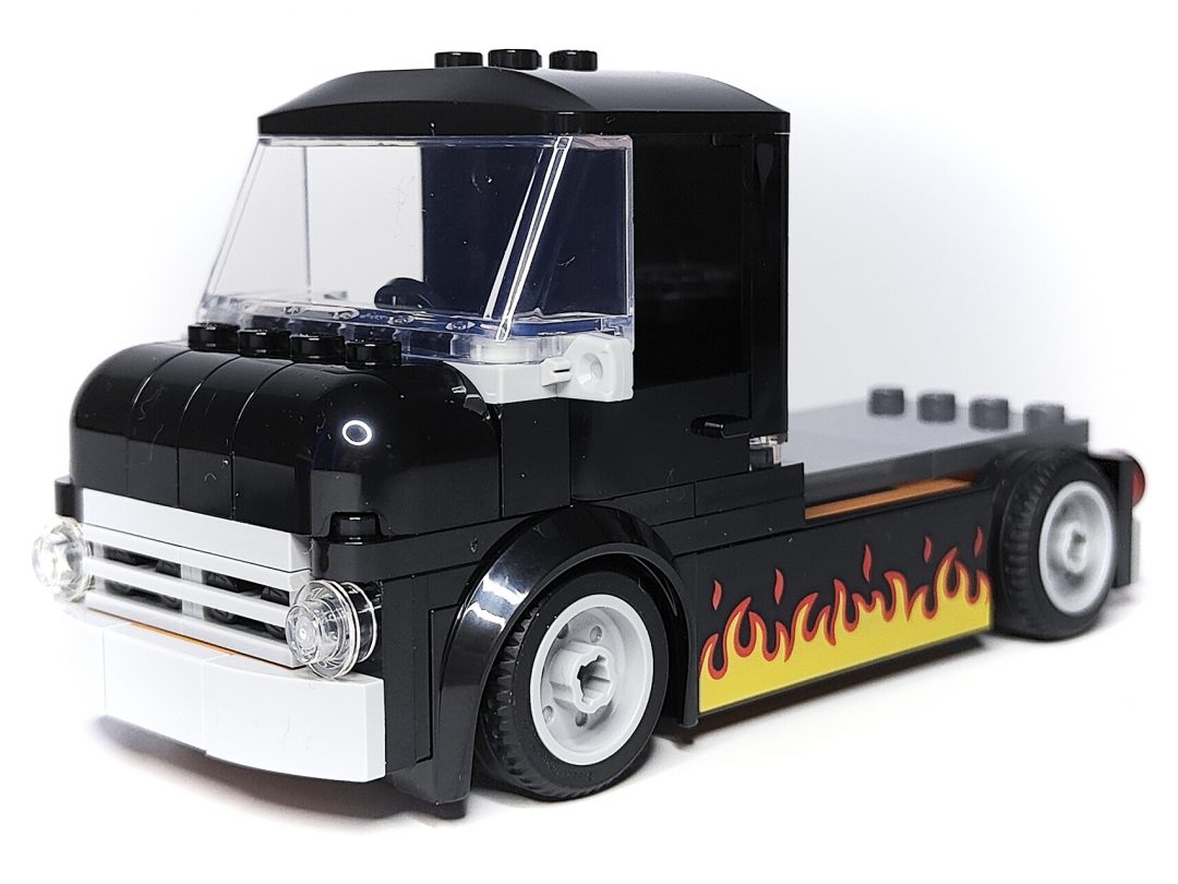 LEGO City Burger Truck (60404) Review4