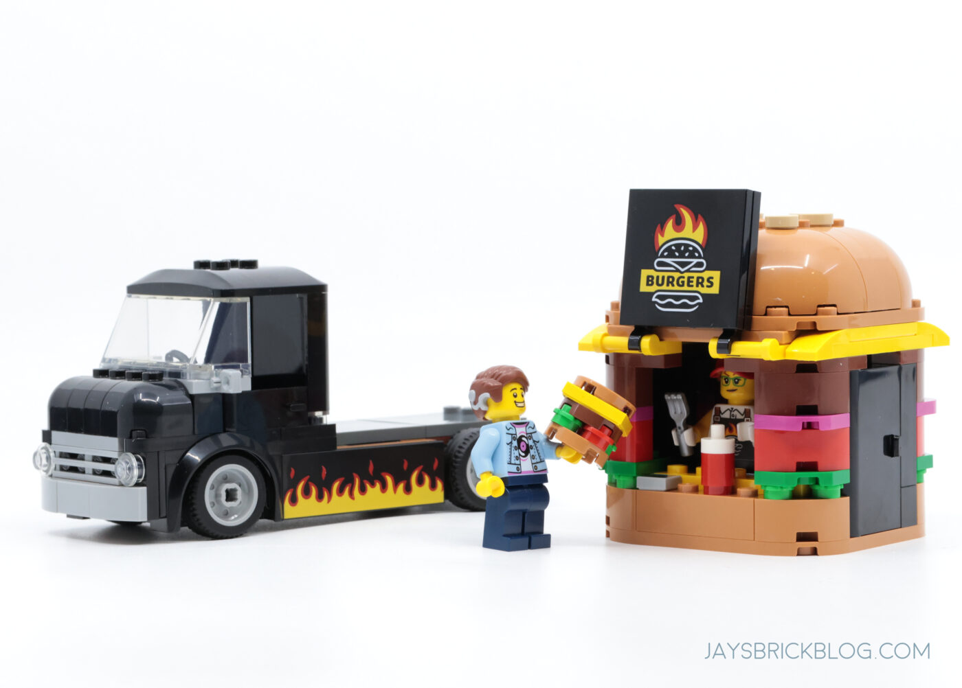 Review: LEGO 60404 Burger Truck15