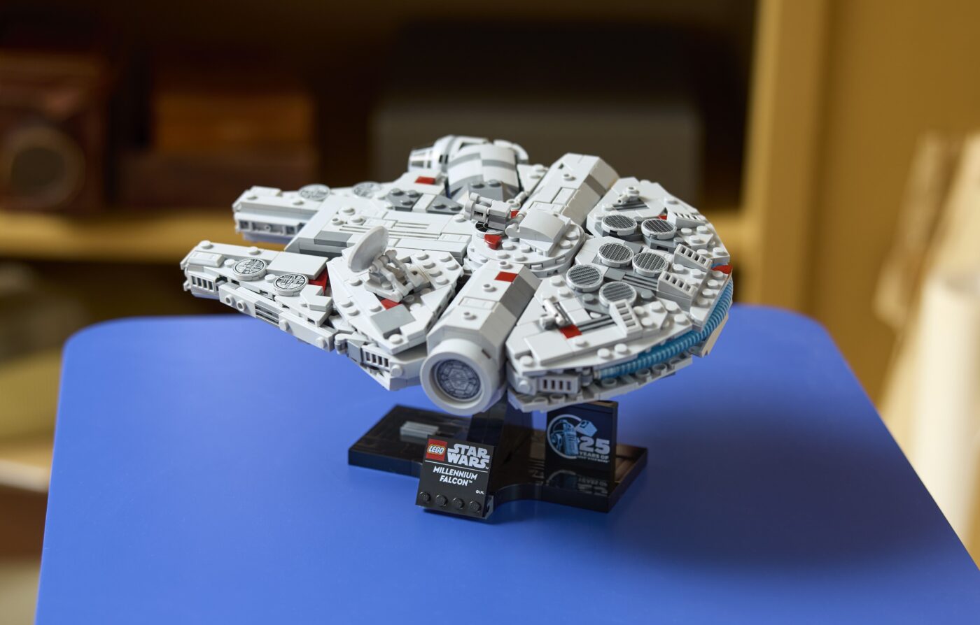 Entire lineup of LEGO Star Wars 25th anniversary set includes midi-scale Millennium Falcon, Tantive IV and the Invisible Hand!9