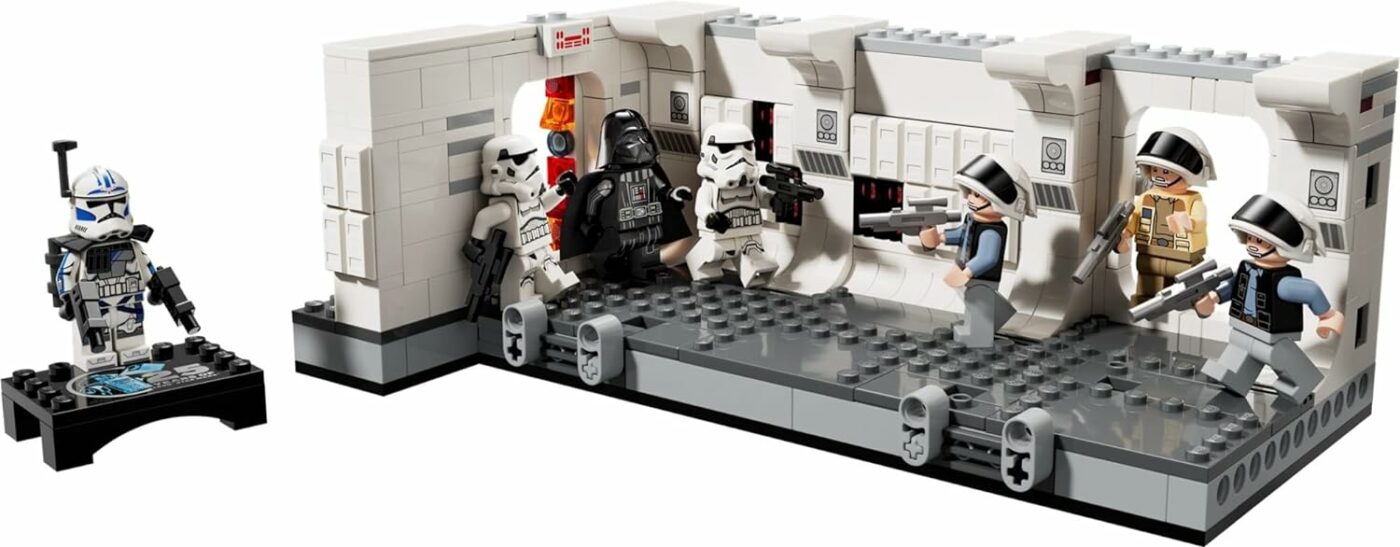 Entire lineup of LEGO Star Wars 25th anniversary set includes midi-scale Millennium Falcon, Tantive IV and the Invisible Hand!34