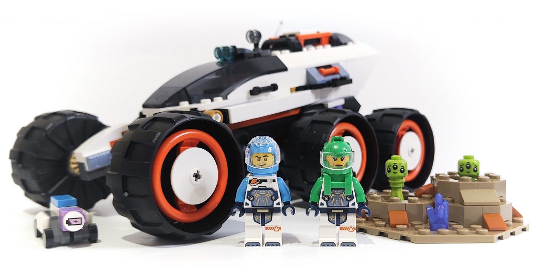 LEGO City Space Explorer Rover And Alien Life (60431) Review16