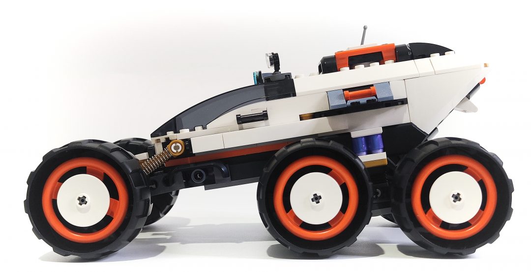 LEGO City Space Explorer Rover And Alien Life (60431) Review14