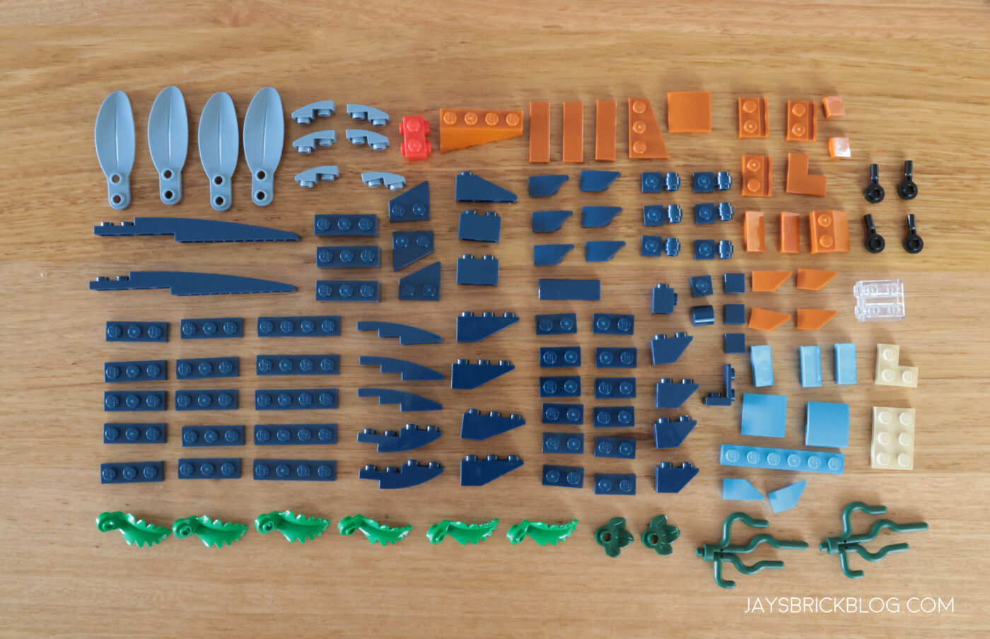 Review: LEGO 10331 Kingfisher Bird10